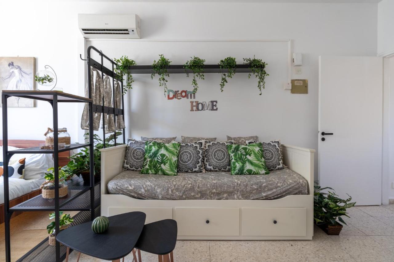 Oasis - Cozy Studio In Larnaka Exterior foto